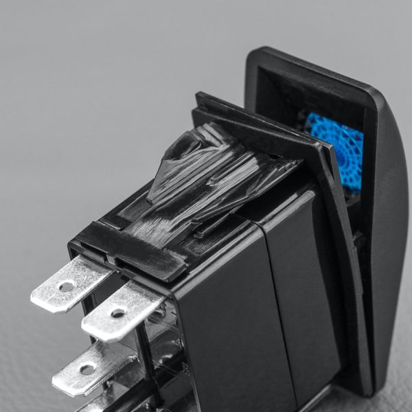 Rocker Switch for 4×4 Spot Lights Back Lit Blue